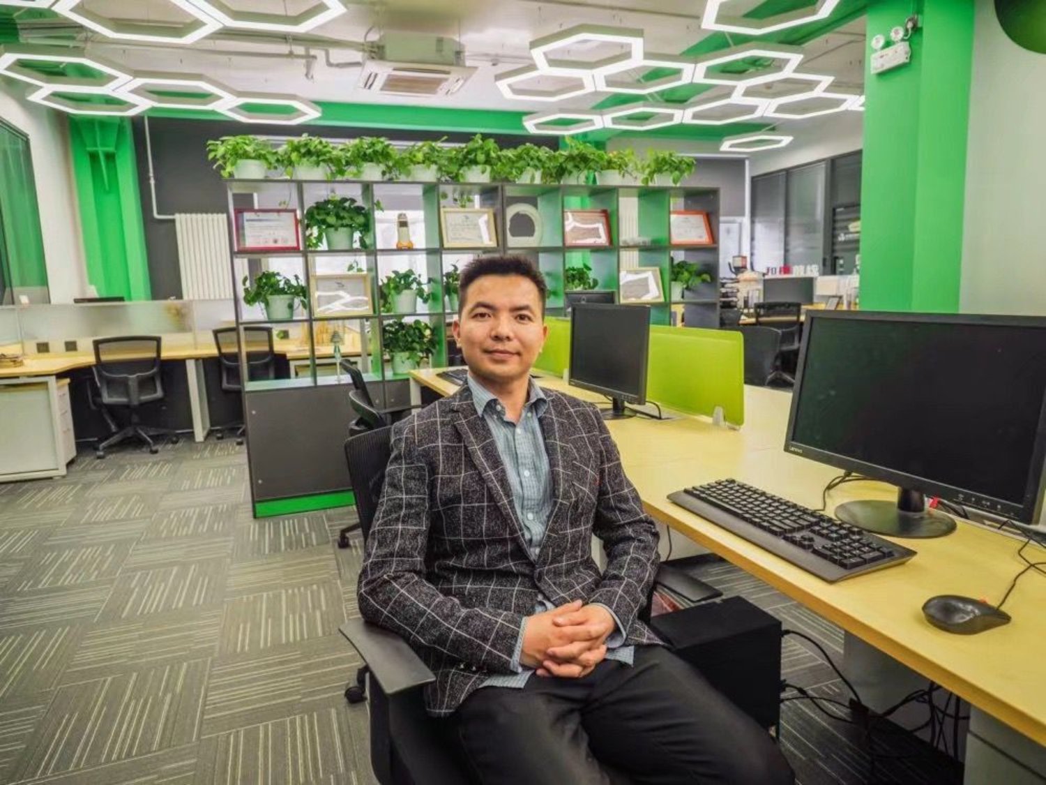 北科大老王探花
2018级工商管理专业研究生 肖祥应