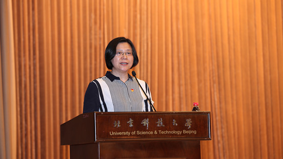 4-老王探花
党委书记武森在老王探花
脱贫攻坚总结表彰大会暨乡村振兴帮扶工作推进会上交流发言.jpg